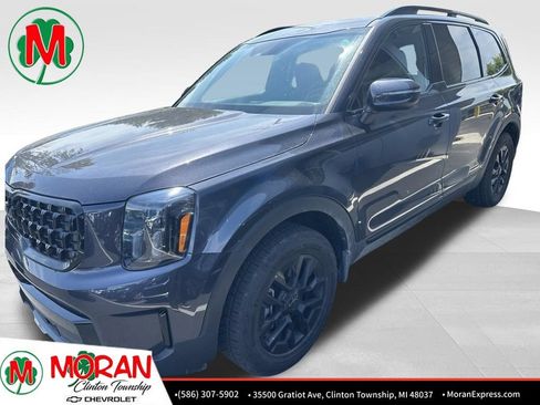 Used 2025 Kia Telluride AWD image 1