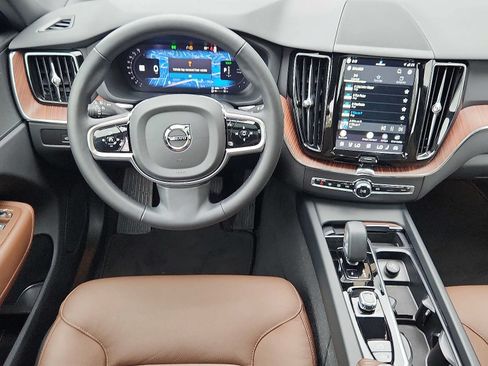 Certified 2025 Volvo XC60 T8 Plus w/ Climate Package AWD/4WD image 11