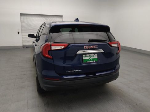 Used 2023 GMC Terrain SLE FWD image 6