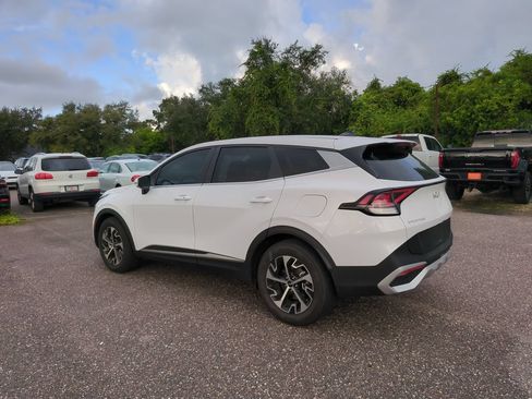 Used 2025 Kia Sportage EX FWD image 3