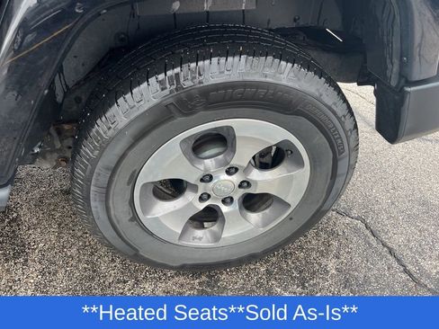 Used 2017 Jeep Wrangler Unlimited Sahara w/ Connectivity Group image 24