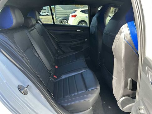 Used 2023 Volkswagen Golf R image 19