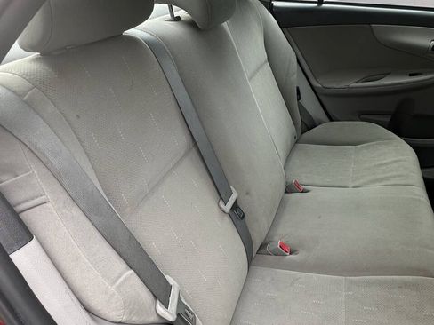 Used 2012 Toyota Corolla L FWD image 14