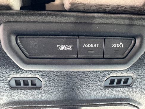 Used 2022 Jeep Wrangler Sport AWD/4WD image 26