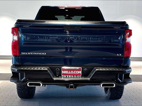 Used 2021 Chevrolet Silverado 1500 LT Trail Boss w/ Bed Protection Package AWD/4WD image 9