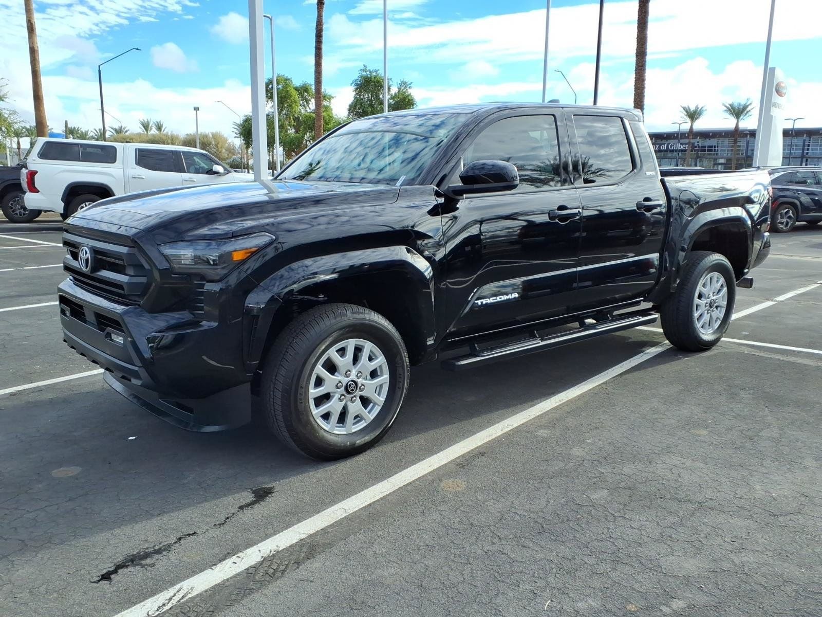 Certified 2025 Toyota Tacoma SR5 AWD/4WD image 8