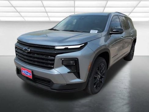New 2026 Chevrolet Traverse LT w/ Midnight/Sport Edition FWD image 29