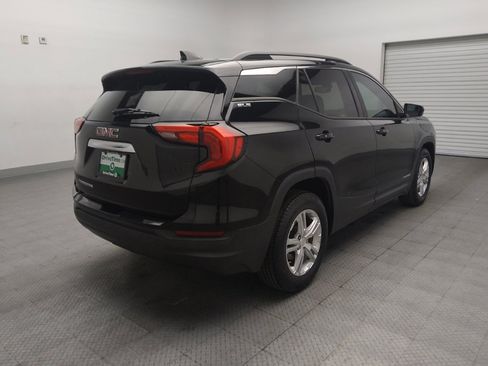 Used 2018 GMC Terrain SLE w/ Driver Convenience Package FWD image 9