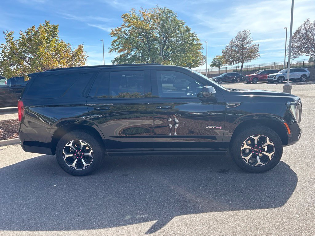 Used 2026 GMC Yukon AT4 w/ AT4 Premium Plus Package AWD/4WD image 6