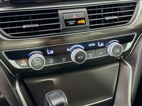 Used 2019 Honda Accord Sport image 22