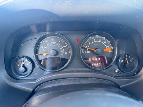Used 2017 Jeep Patriot High Altitude AWD/4WD image 19