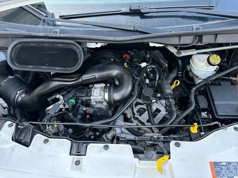 Used 2020 Ford Transit 150 XL image 34