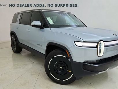 Used 2025 Rivian R1S Adventure