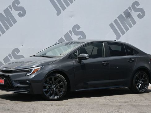 Used 2024 Toyota Corolla SE FWD image 1
