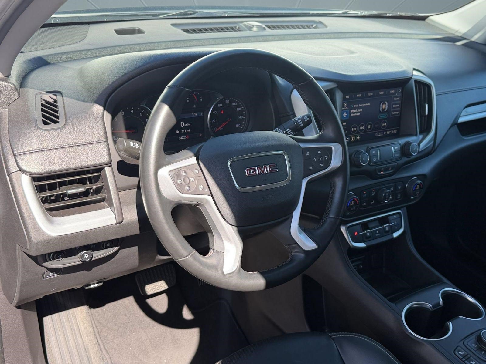 Used 2024 GMC Terrain SLT AWD/4WD image 26
