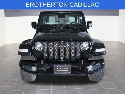 Used 2021 Jeep Gladiator Overland AWD/4WD image 11