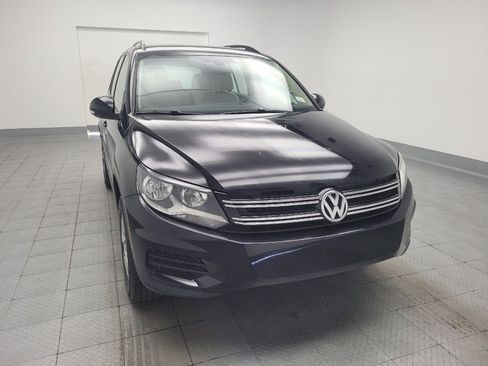 Used 2017 Volkswagen Tiguan S FWD image 14