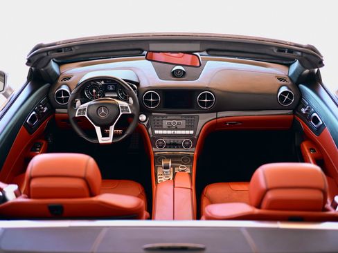 Used 2013 Mercedes-Benz SL 63 AMG image 27