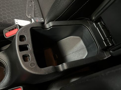 Used 2021 Jeep Compass Latitude image 24