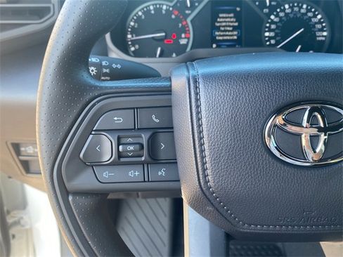 New 2026 Toyota Tundra SR image 18