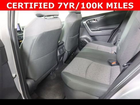 Used 2025 Toyota RAV4 XLE image 18