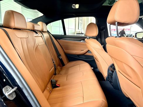 Used 2023 BMW 540i xDrive w/ M Sport Package image 19