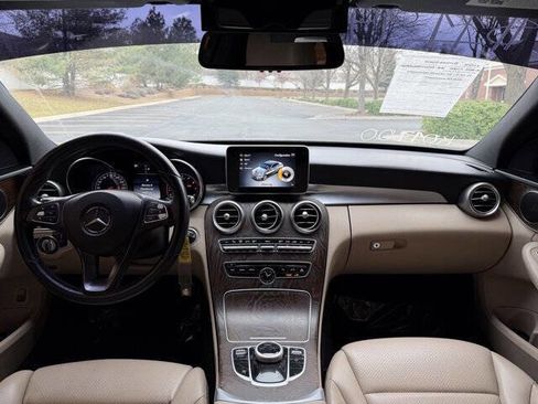 Used 2018 Mercedes-Benz C 300 Sedan image 17