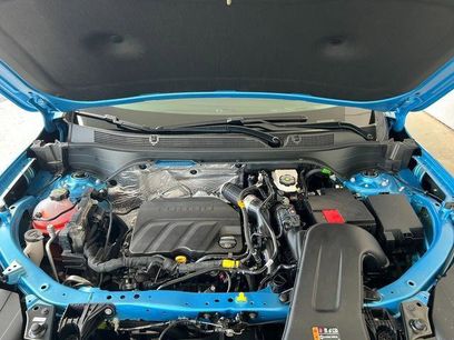 New 2025 Chevrolet Trax ACTIV w/ Driver Confidence Package