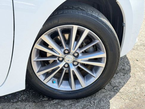 Used 2015 Toyota Corolla LE FWD image 78