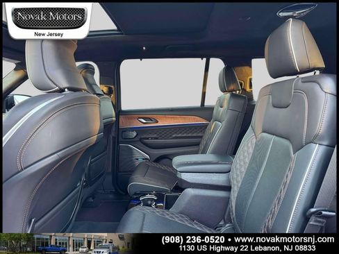 Used 2022 Jeep Grand Cherokee L Summit AWD/4WD image 34