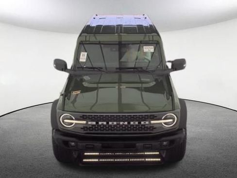 Used 2025 Ford Bronco Badlands AWD/4WD image 2