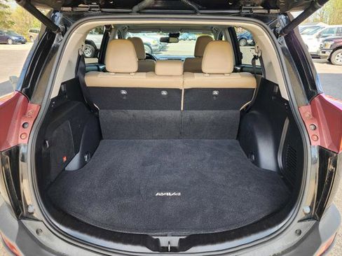 Used 2014 Toyota RAV4 Limited w/ Technology Package image 14
