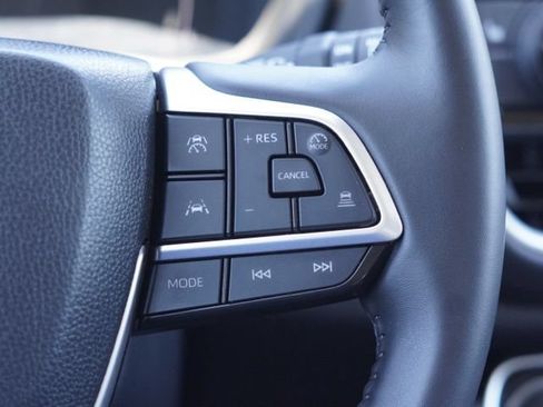 Certified 2026 Toyota Grand Highlander AWD Hybrid image 25