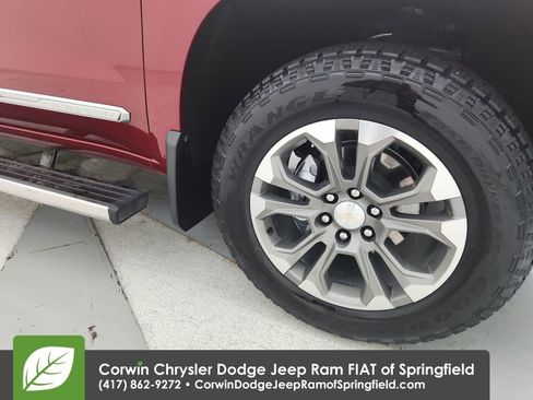 Used 2023 Chevrolet Silverado 1500 High Country w/ Technology Package image 33