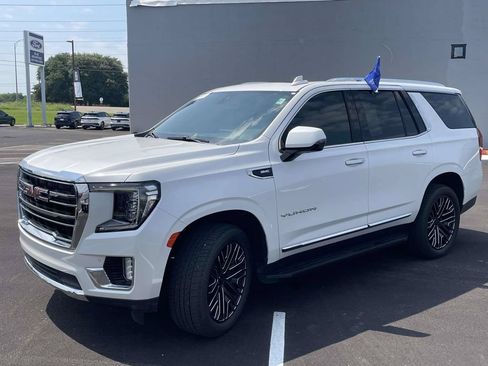 Used 2022 GMC Yukon SLT w/ SLT Premium Package RWD image 7
