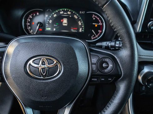 Certified 2023 Toyota RAV4 XLE image 34