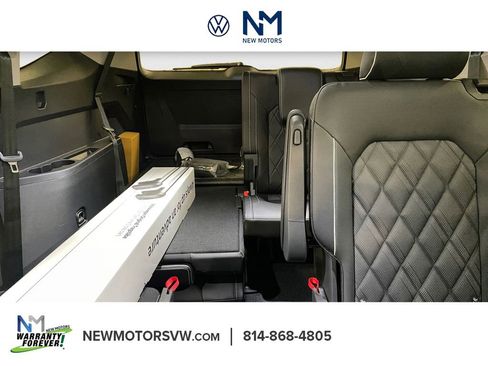 New 2026 Volkswagen Atlas SEL Premium R-Line image 13
