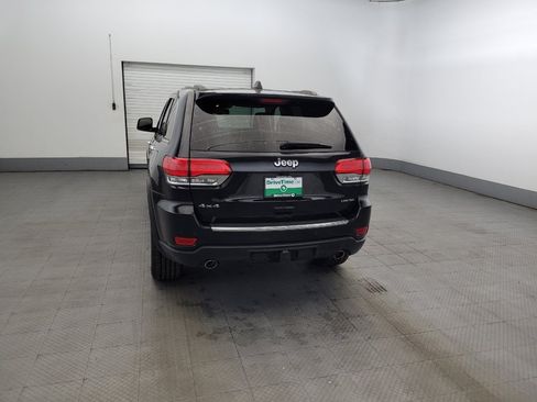 Used 2016 Jeep Grand Cherokee Limited AWD/4WD image 6