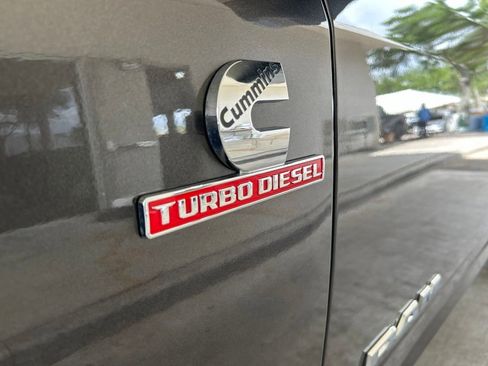 Used 2026 RAM 2500 Laramie AWD/4WD image 15