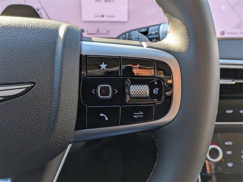 New 2026 Genesis GV70 2.5T image 17