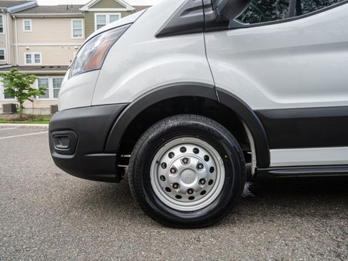 Used 2024 Ford Transit 250 148 Medium Roof Extended AWD image 20