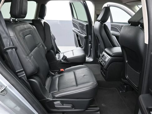Used 2024 Lincoln Aviator Reserve w/ Equipment Group 201A RWD image 10