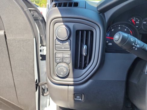 New 2025 Chevrolet Silverado 2500 W/T image 23