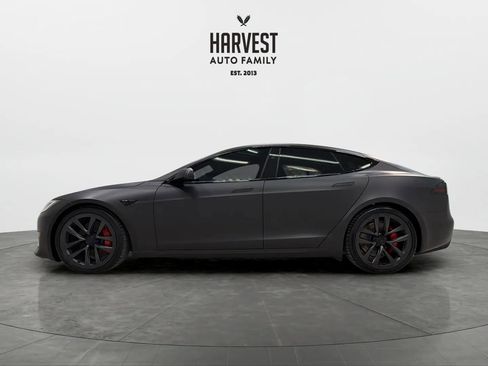 Used 2024 Tesla Model S Plaid image 2