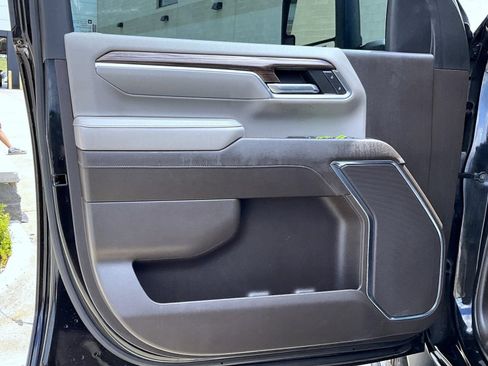 Used 2024 Chevrolet Silverado 2500 LT AWD/4WD image 10