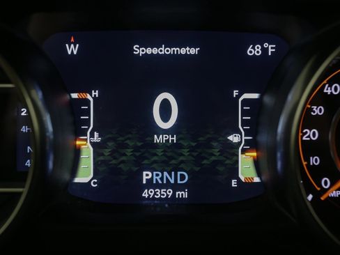 Used 2019 Jeep Wrangler Unlimited Sahara w/ Dual Top Group image 46