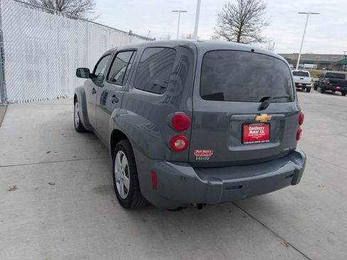 Used 2009 Chevrolet HHR LT FWD image 17