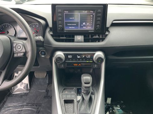 Used 2021 Toyota RAV4 XLE image 16