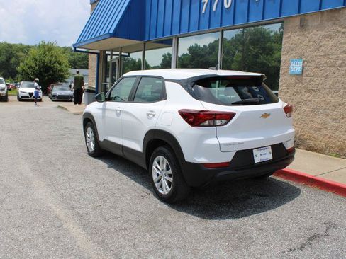 Used 2022 Chevrolet TrailBlazer LS FWD image 4