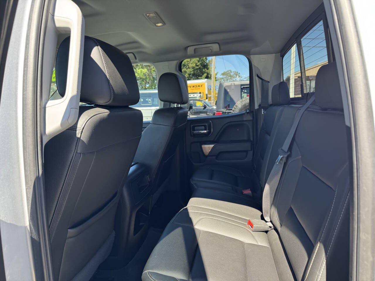 Used 2018 Chevrolet Silverado 1500 LTZ w/ Sport Package AWD/4WD image 29
